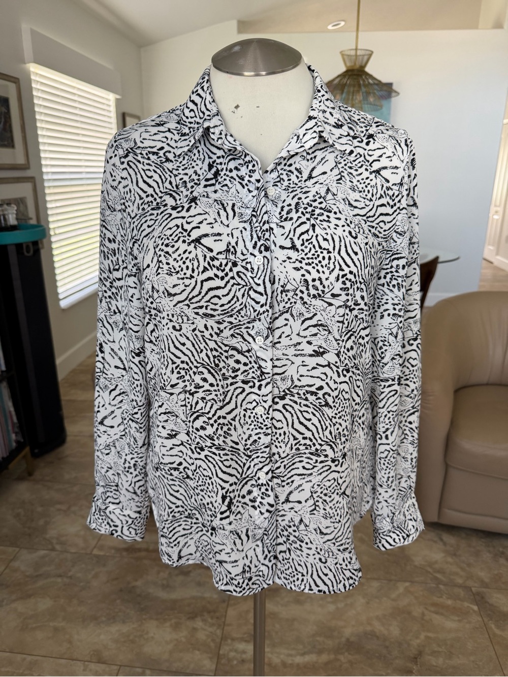 Tahari Black and White Printed Collared Blouse